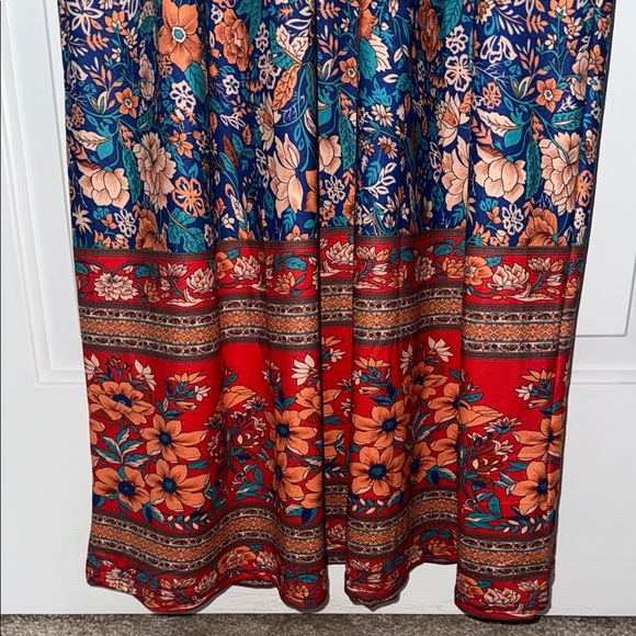 Chic Floral Sleeveless Maxi Dress - Blue, Orange and Red - Picture 3 of 6